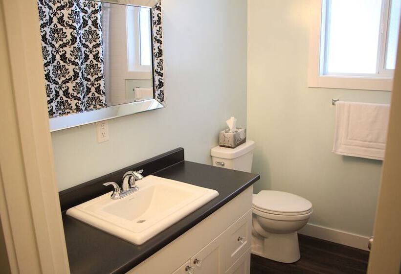 فندق Stoneshire Guesthouse