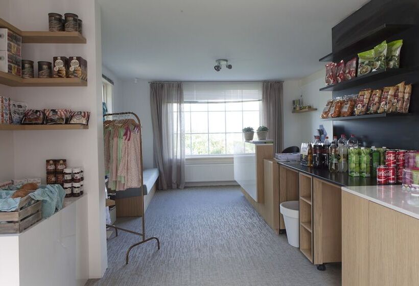 בית מלון כפרי Strand 49 Camping & Glamping