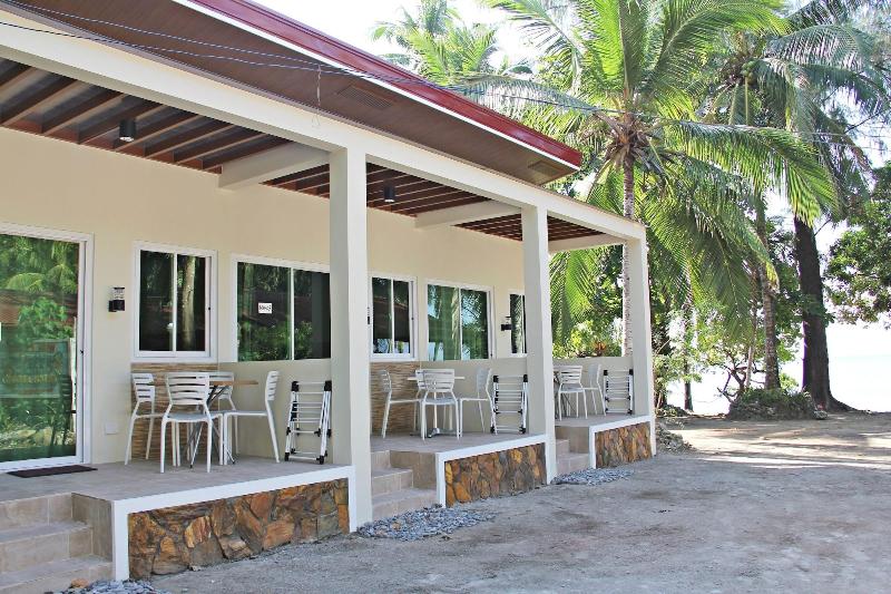 בית מלון כפרי Submarine Garden Beach Resort