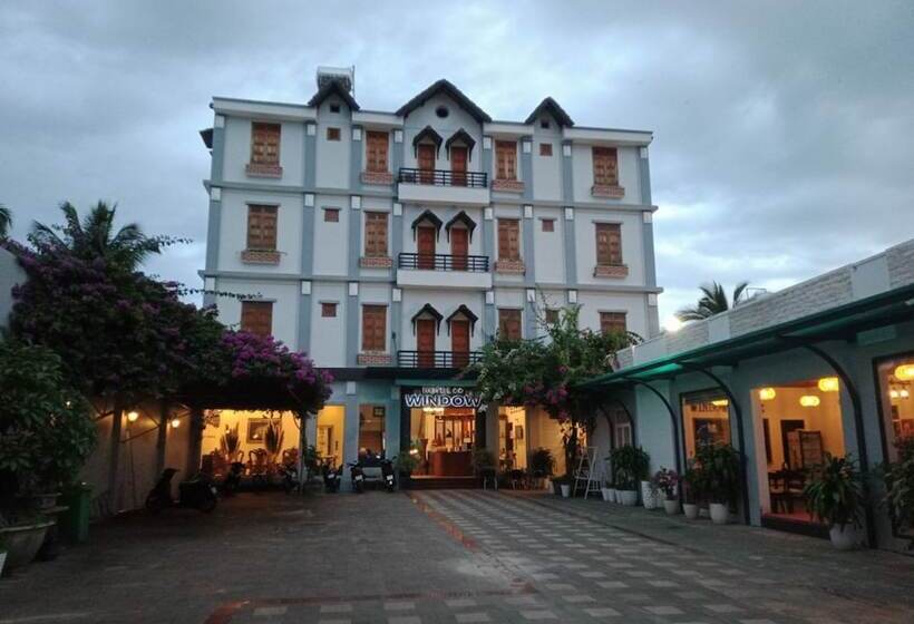 هتل Window 2