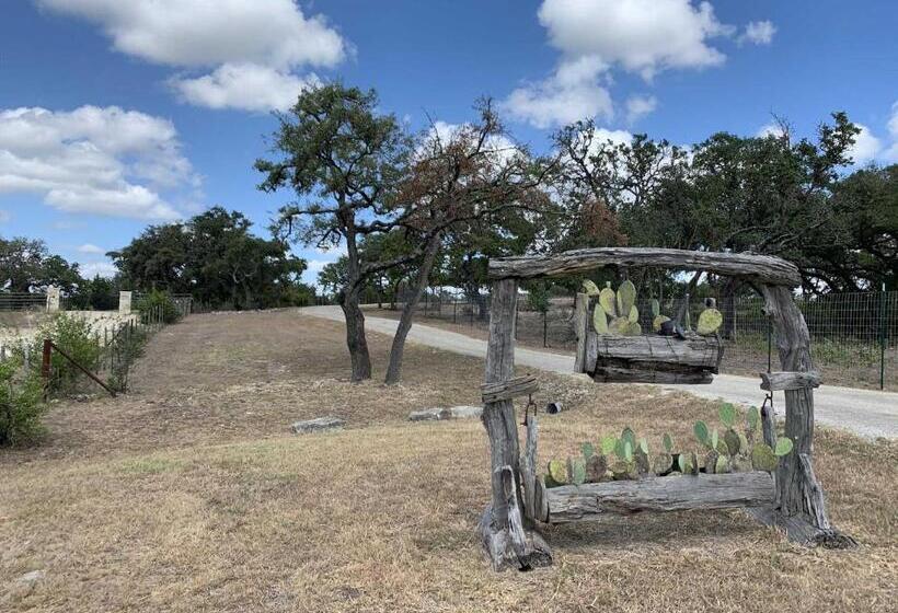 פנסיון Tabasco Ranch   Star Cabin