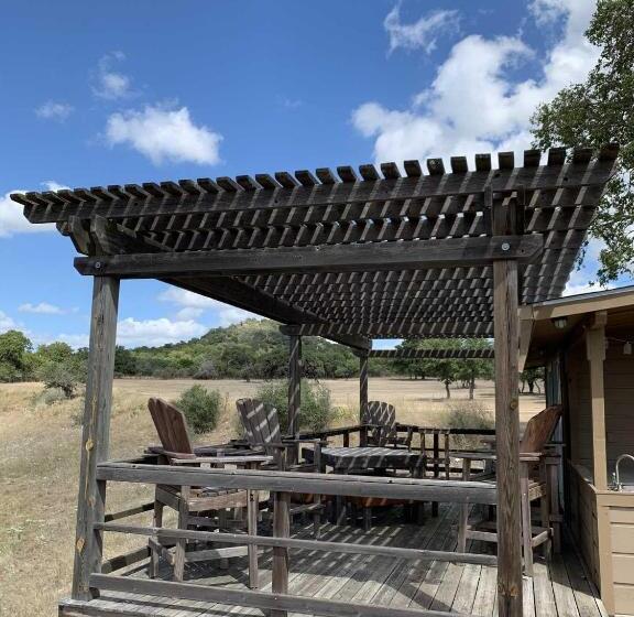 פנסיון Tabasco Ranch   Star Cabin