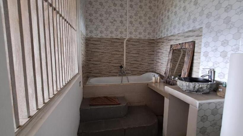 פנסיון The Kayuan