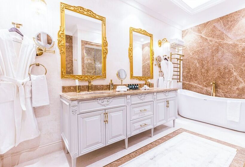 فندق Hilton Garden Inn Samarkand Sogd