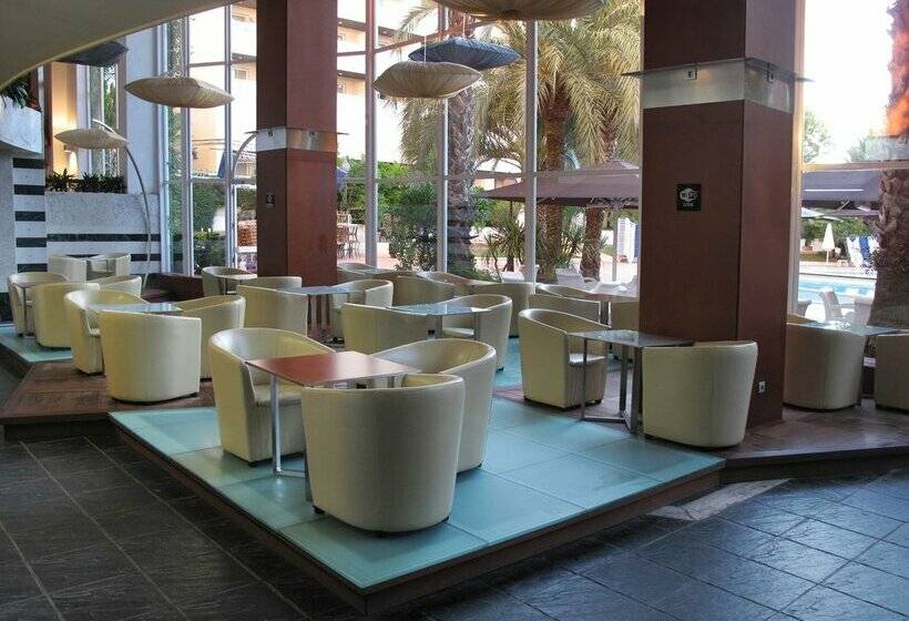 ホテル Estival Park Almaris