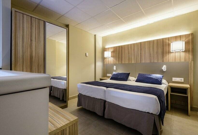 ホテル Estival Park Almaris