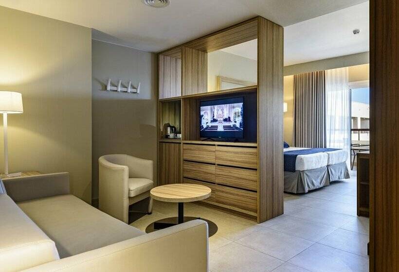 ホテル Estival Park Almaris