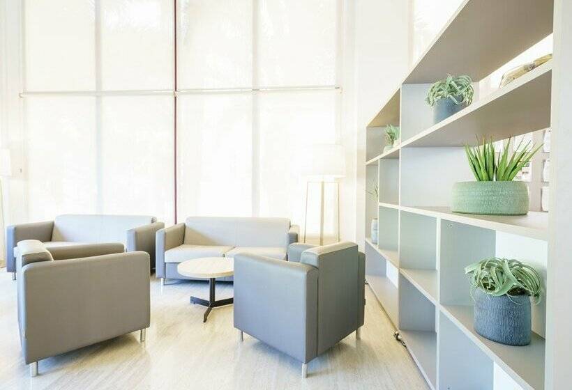 ホテル Estival Park Almaris