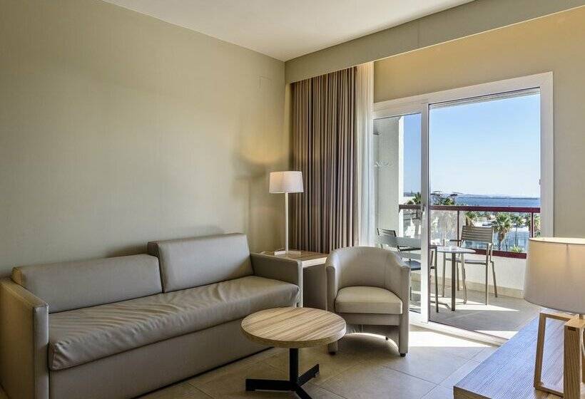 ホテル Estival Park Almaris