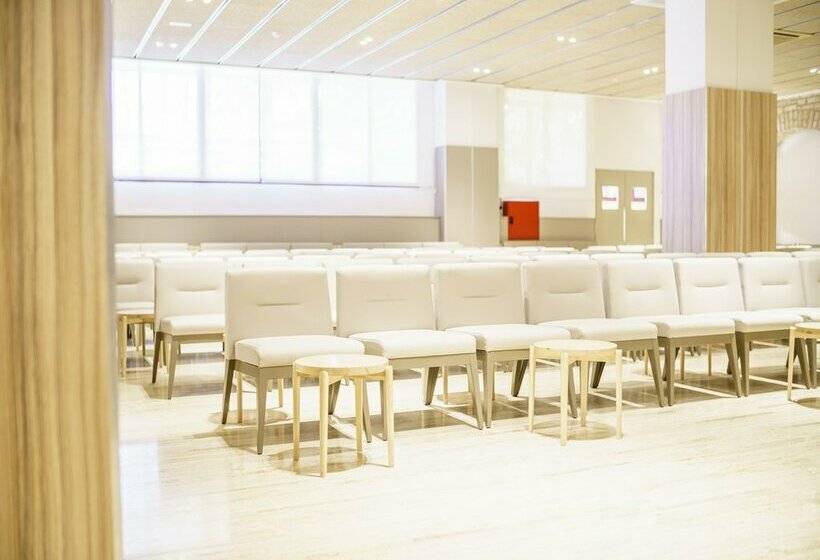 ホテル Estival Park Almaris