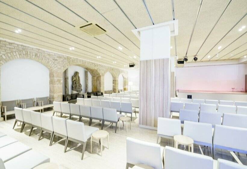 ホテル Estival Park Almaris