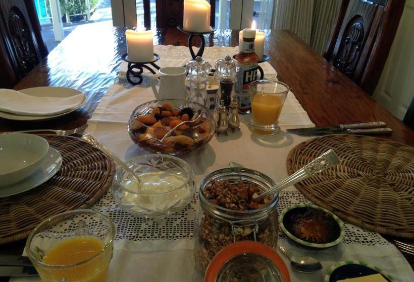 119 On Georges Bed And Breakfast