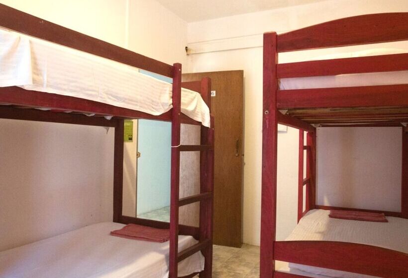 هاستل Backpack Lanka