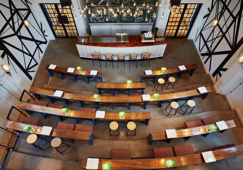 هاستل Generator Amsterdam