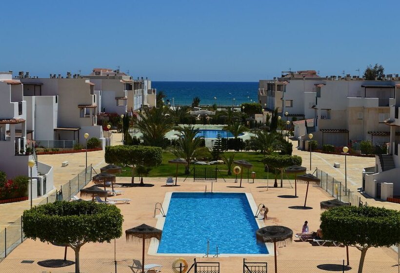 Apartamentos Natura World