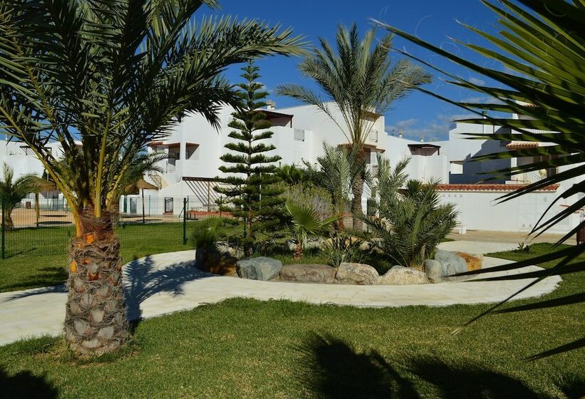 Apartamentos Natura World