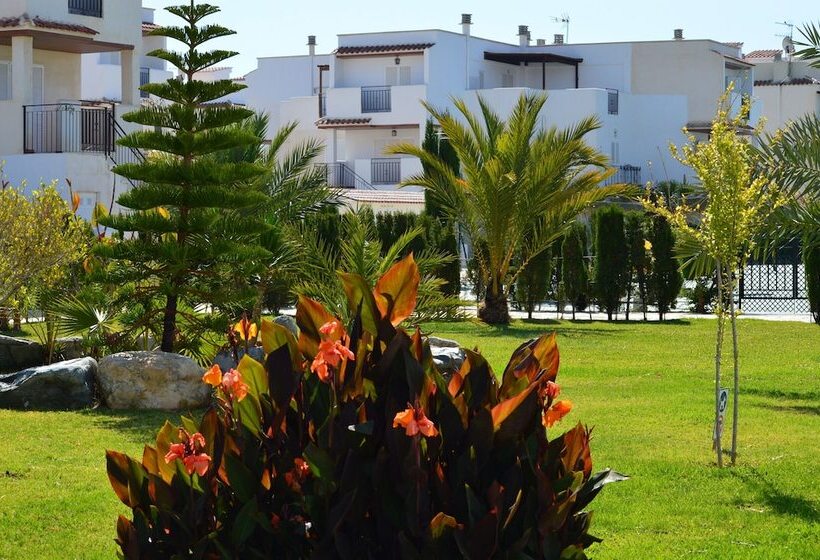 Apartamentos Natura World