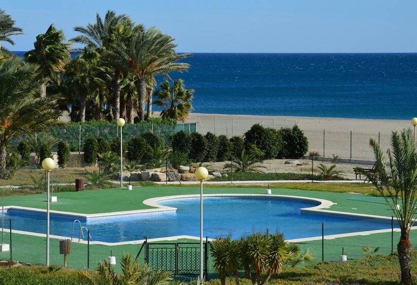 Apartamentos Natura World