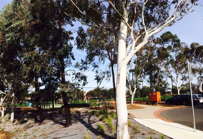 Australian Home Away @ Box Hill 21