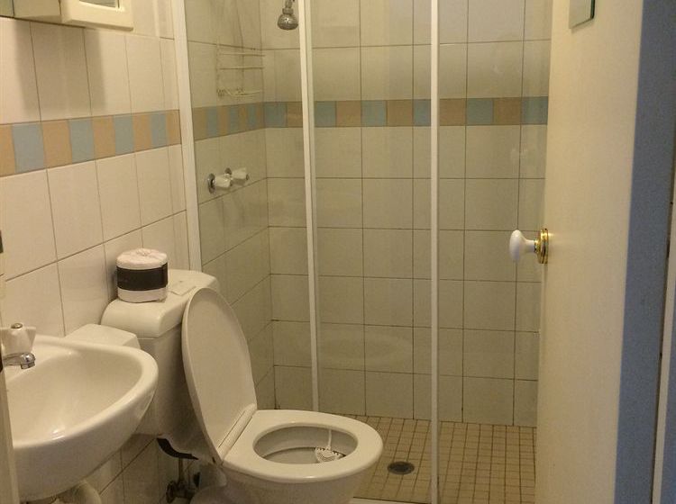 Australian Home Away @ Box Hill 21