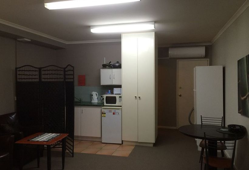 Australian Home Away @ Box Hill 21