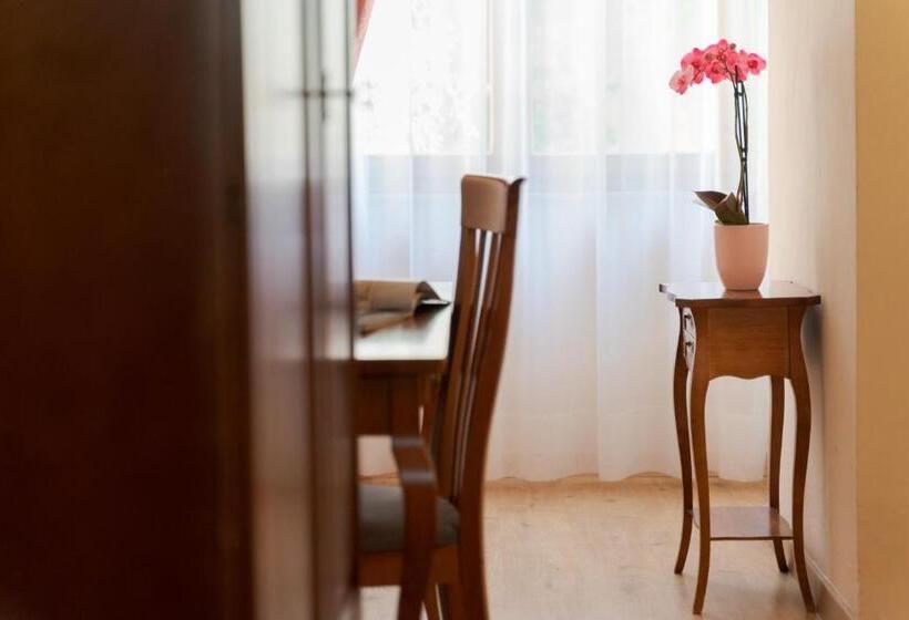 ベッドアンドブレックファースト Certosa Di Pontignano Residenza D'epoca