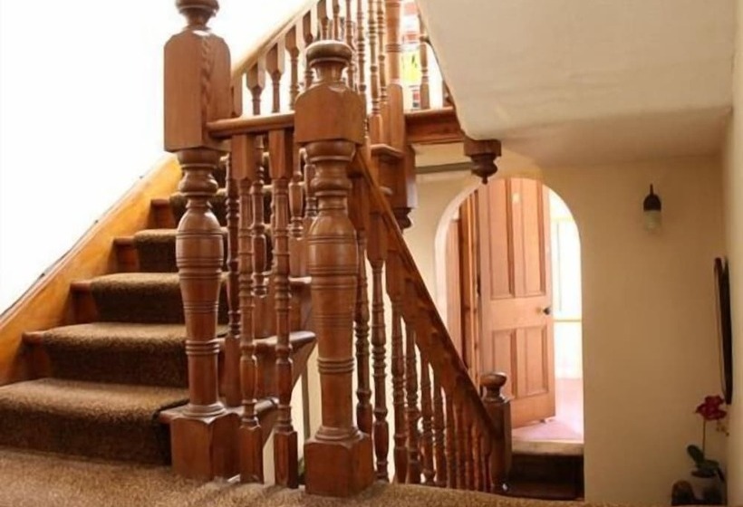 住宿加早餐 Dunallan Guest House