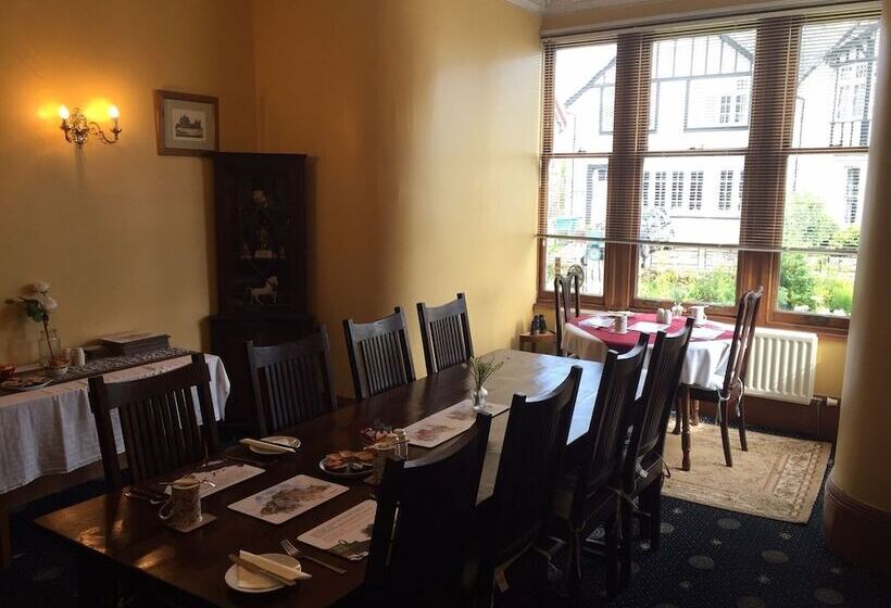 住宿加早餐 Dunallan Guest House