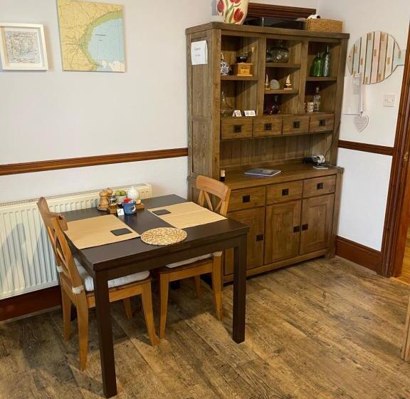 住宿加早餐  Nythfa Guest House