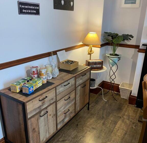 住宿加早餐  Nythfa Guest House