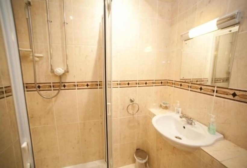 مبيت وإفطار The Bull Inn