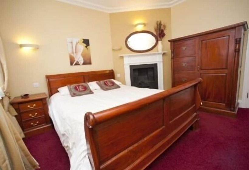 住宿加早餐 The Bull Inn