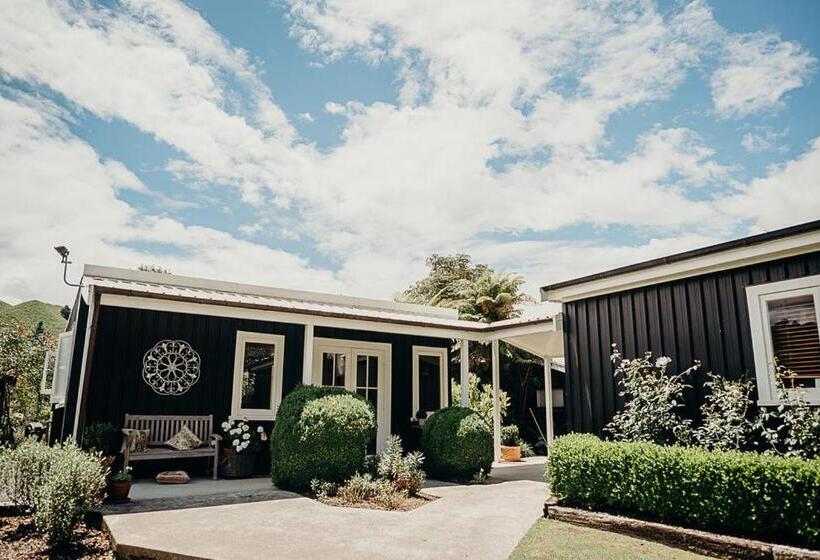 Bradleys Garden Bed And Breakfast