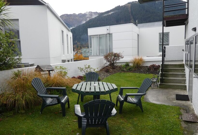 Caples Court Motel & Apartments