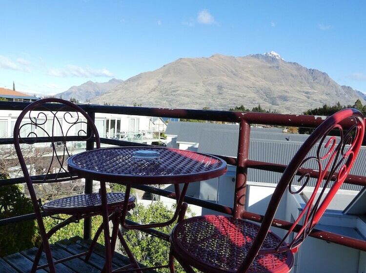 Caples Court Motel & Apartments