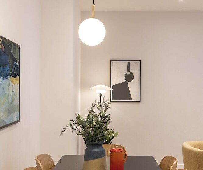 Cove Minshull Street