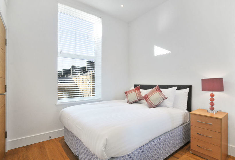 Отель Access West Kensington