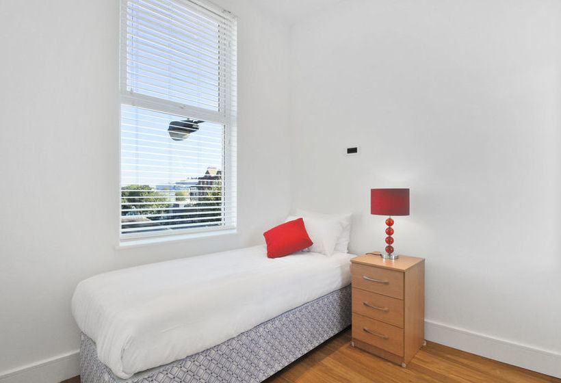 Отель Access West Kensington