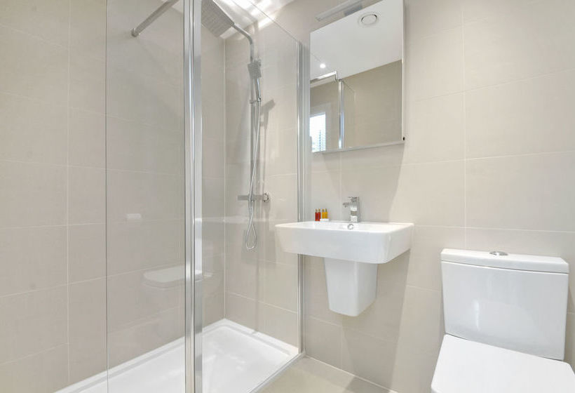 Отель Access West Kensington