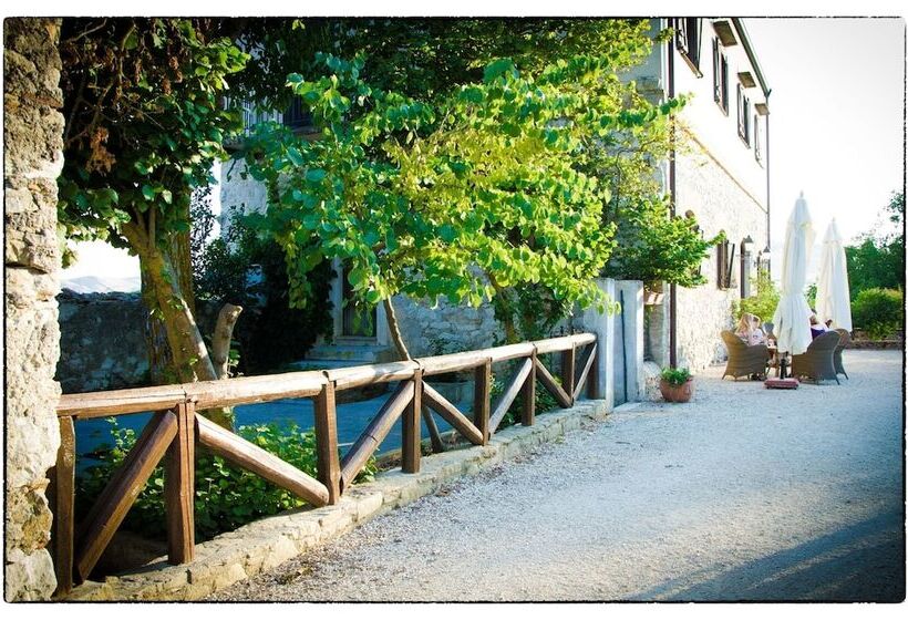 Отель Agriturismo Sant Agata