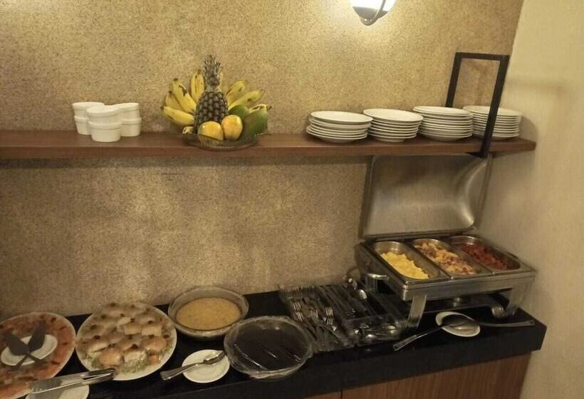 ホテル Ocean Praia