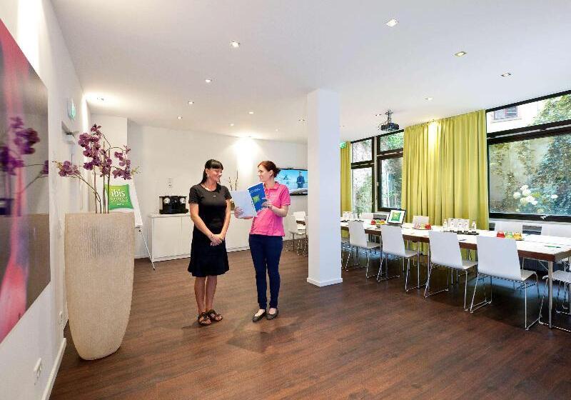 Ambassador Hotel Frankfurt