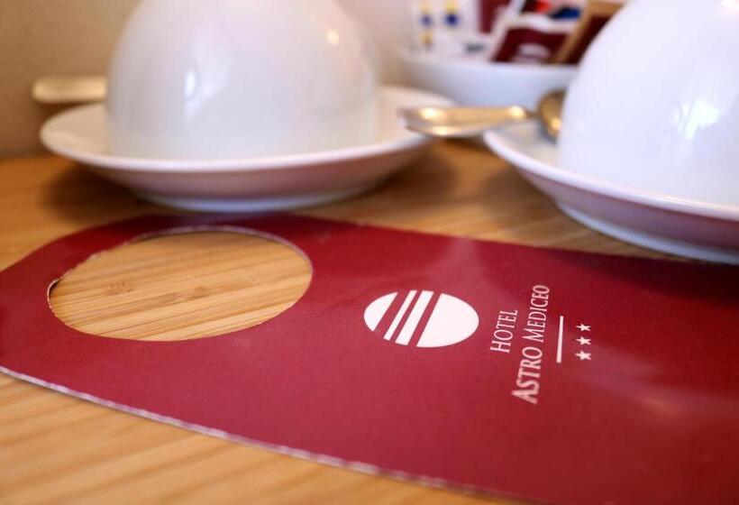هتل Astro Mediceo