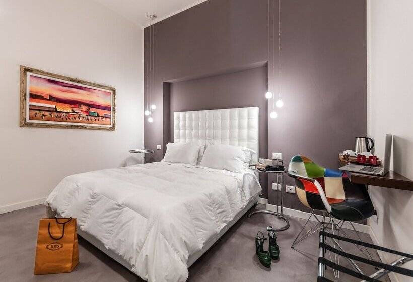 هتل Astro Mediceo