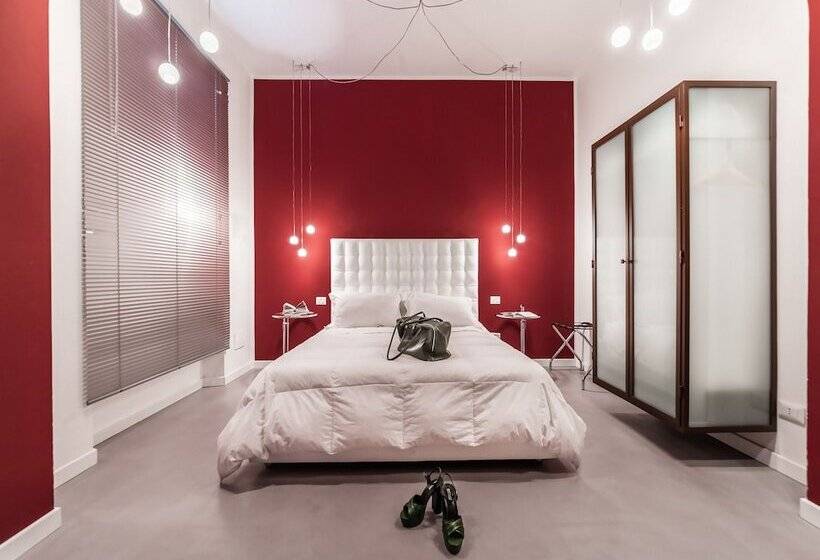 هتل Astro Mediceo