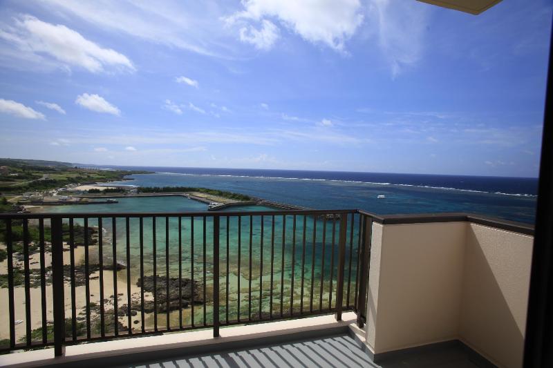 Отель Breeze Bay Marina