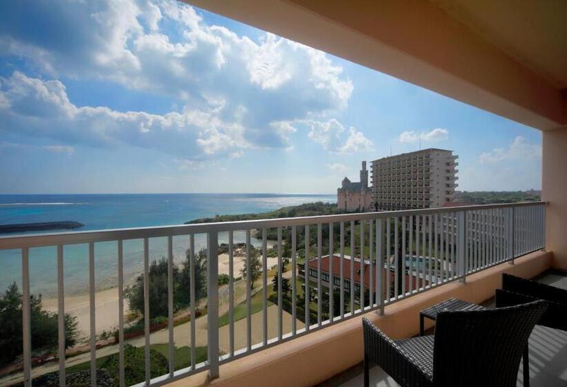 Отель Breeze Bay Marina