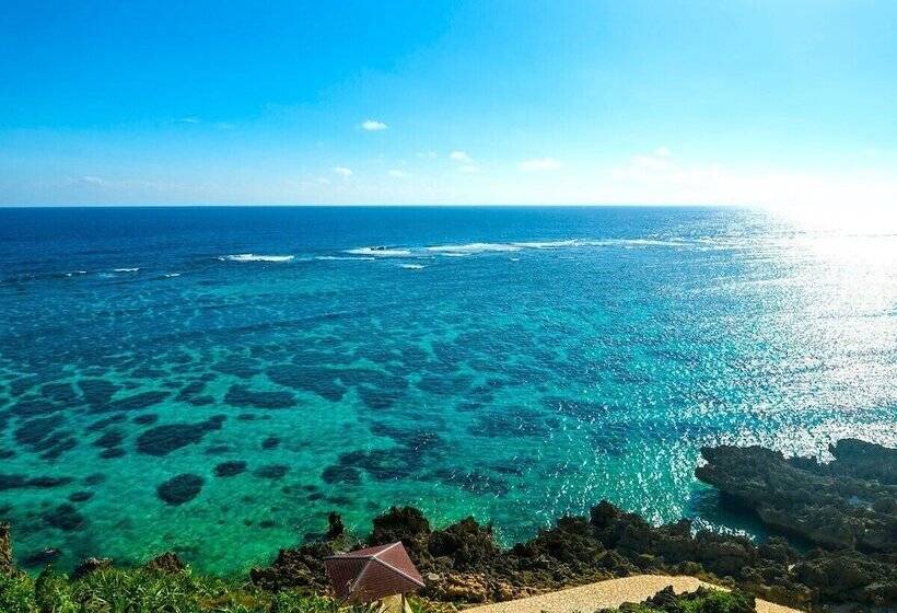 Отель Breeze Bay Marina