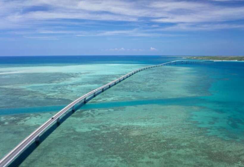 Отель Breeze Bay Marina