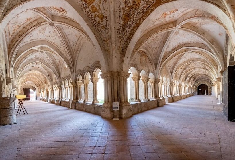 בית מלון כפרי Castilla Termal Monasterio De Valbuena